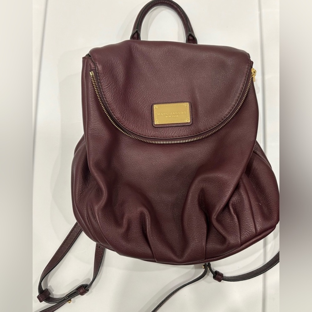 Marc Jacobs leather backpack in burgundy